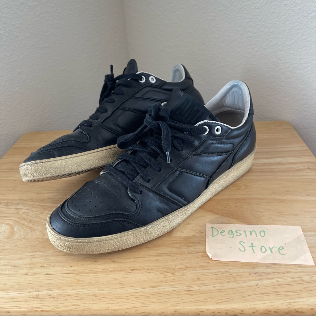 Ami Front Lace Black Low Top Sneaker